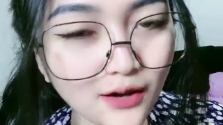 Cantiknya Zara Tanpa Masker Remas Toket Basahnya Mango