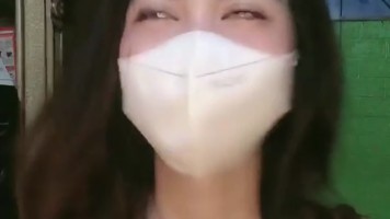 Viona Host Cantik Remas Toket Mango