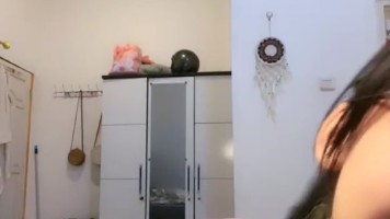 Host Cantik Kak Ozawa Spill Body ID 94011062 Mango