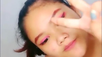 Putri and pacar HoneyLive